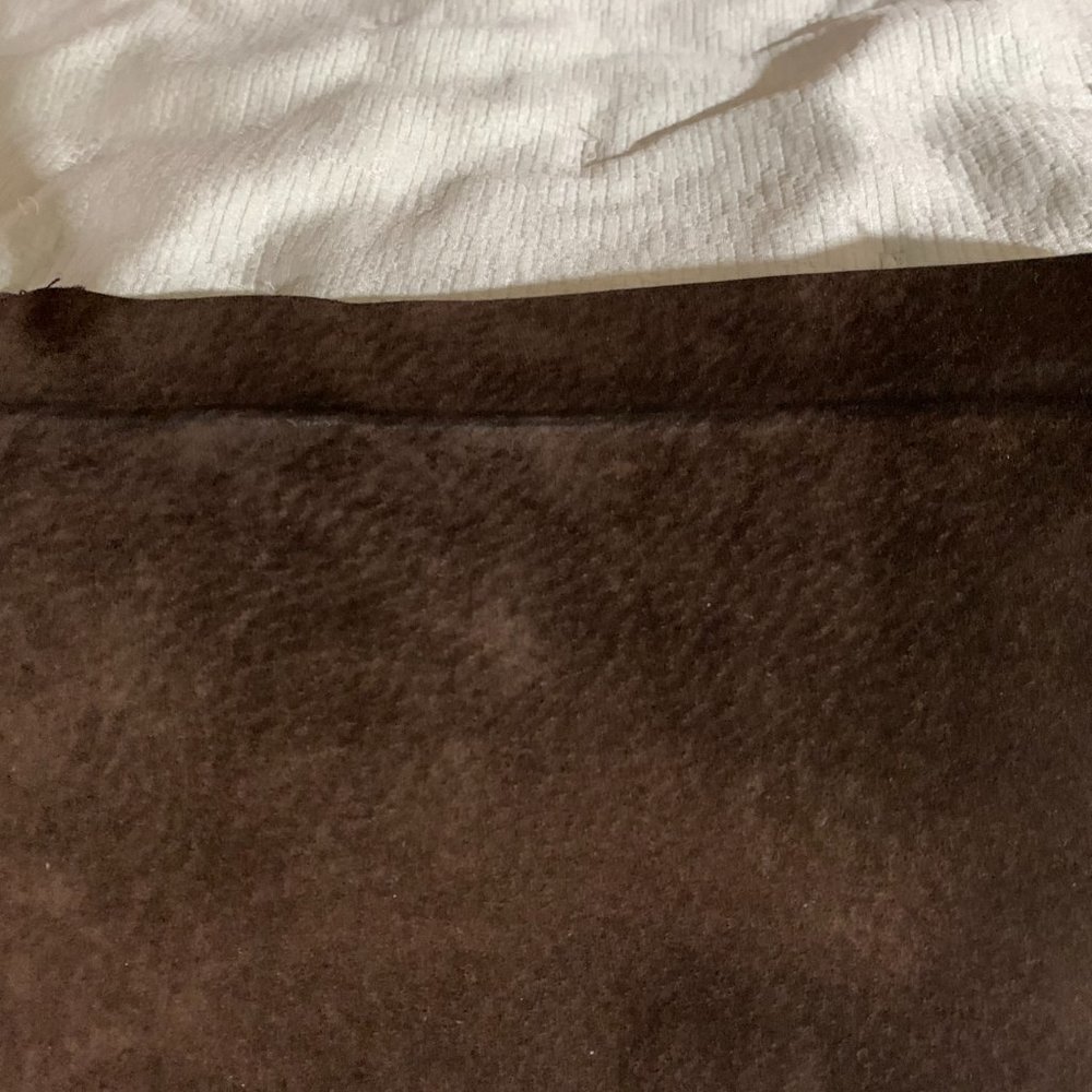 Cache Suede Suite - Picture 9 of 9